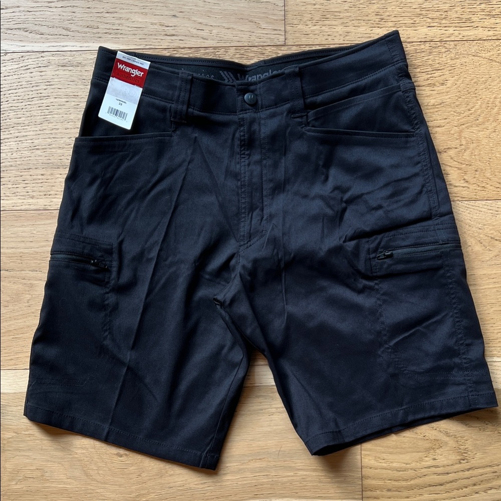 Wrangler Men's Black Cargo Shorts